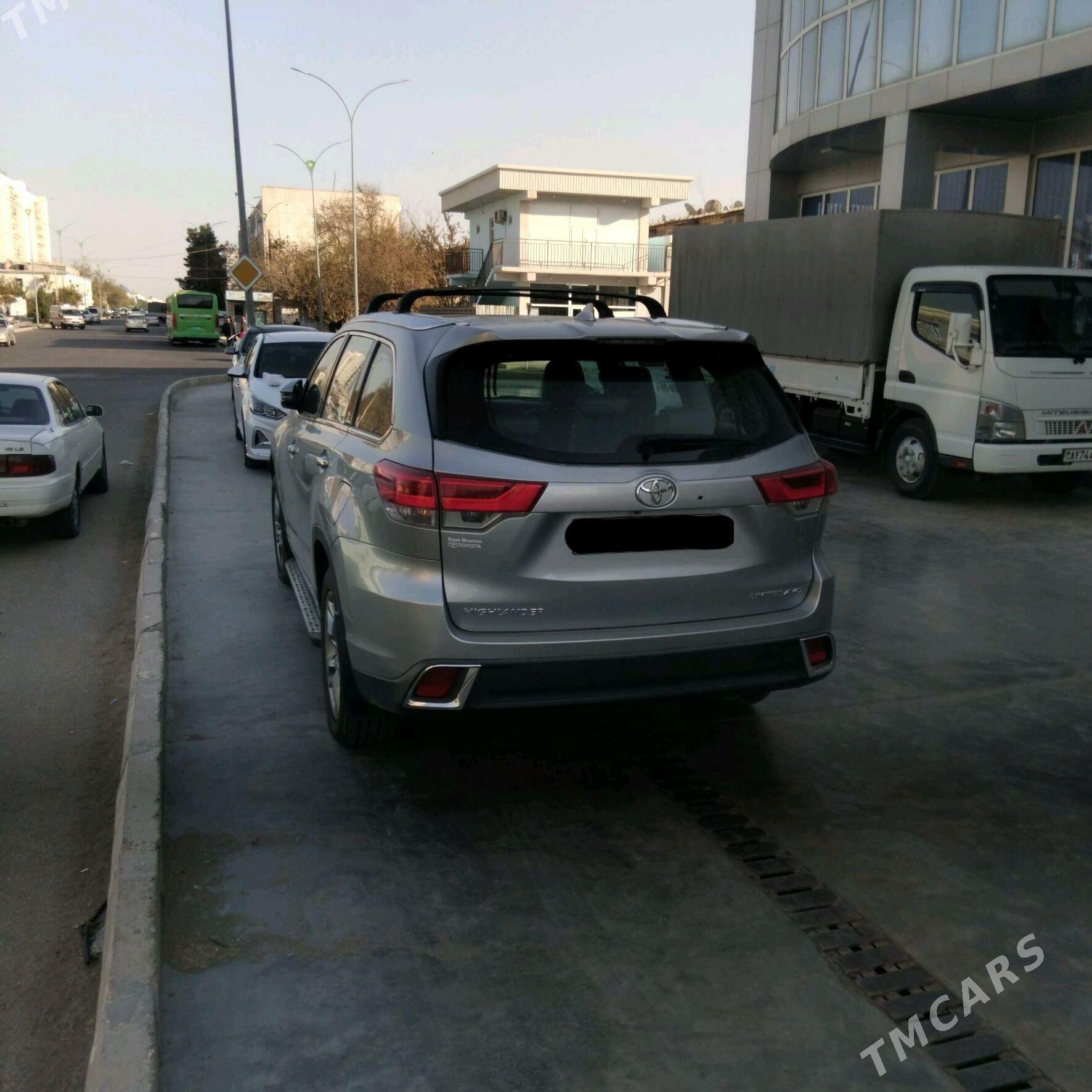 Toyota Highlander 2019 - 475 000 TMT - Mary - img 4