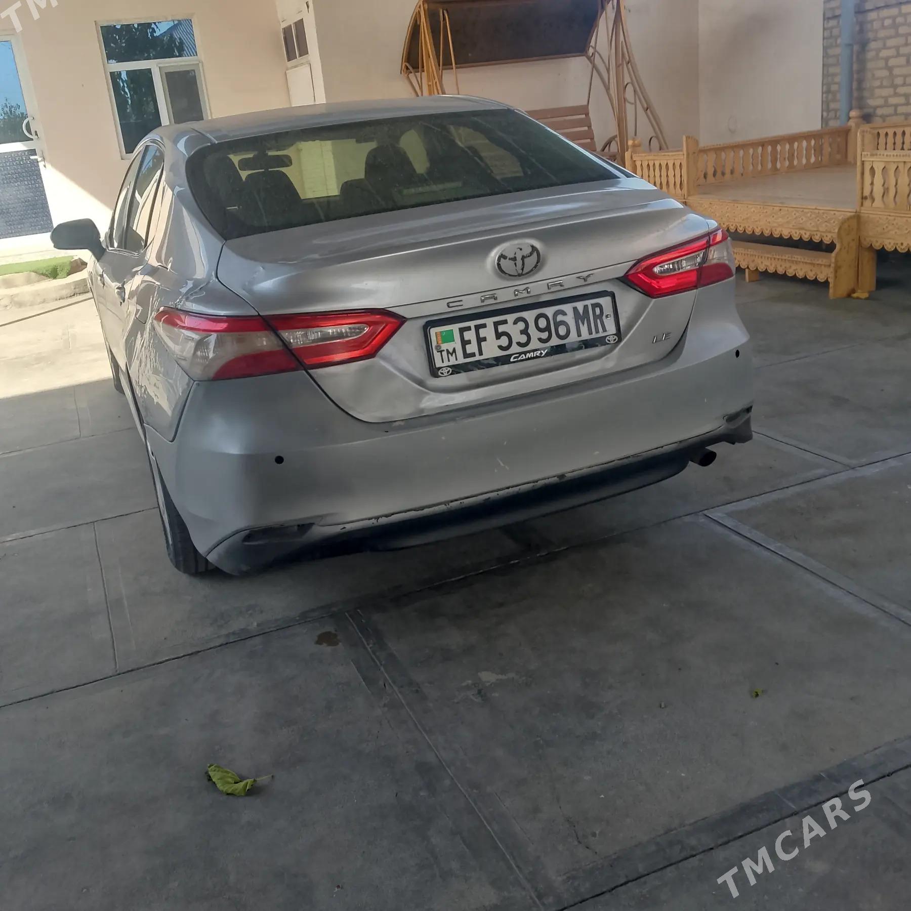 Toyota Camry 2020 - 240 000 TMT - Ёлётен - img 2