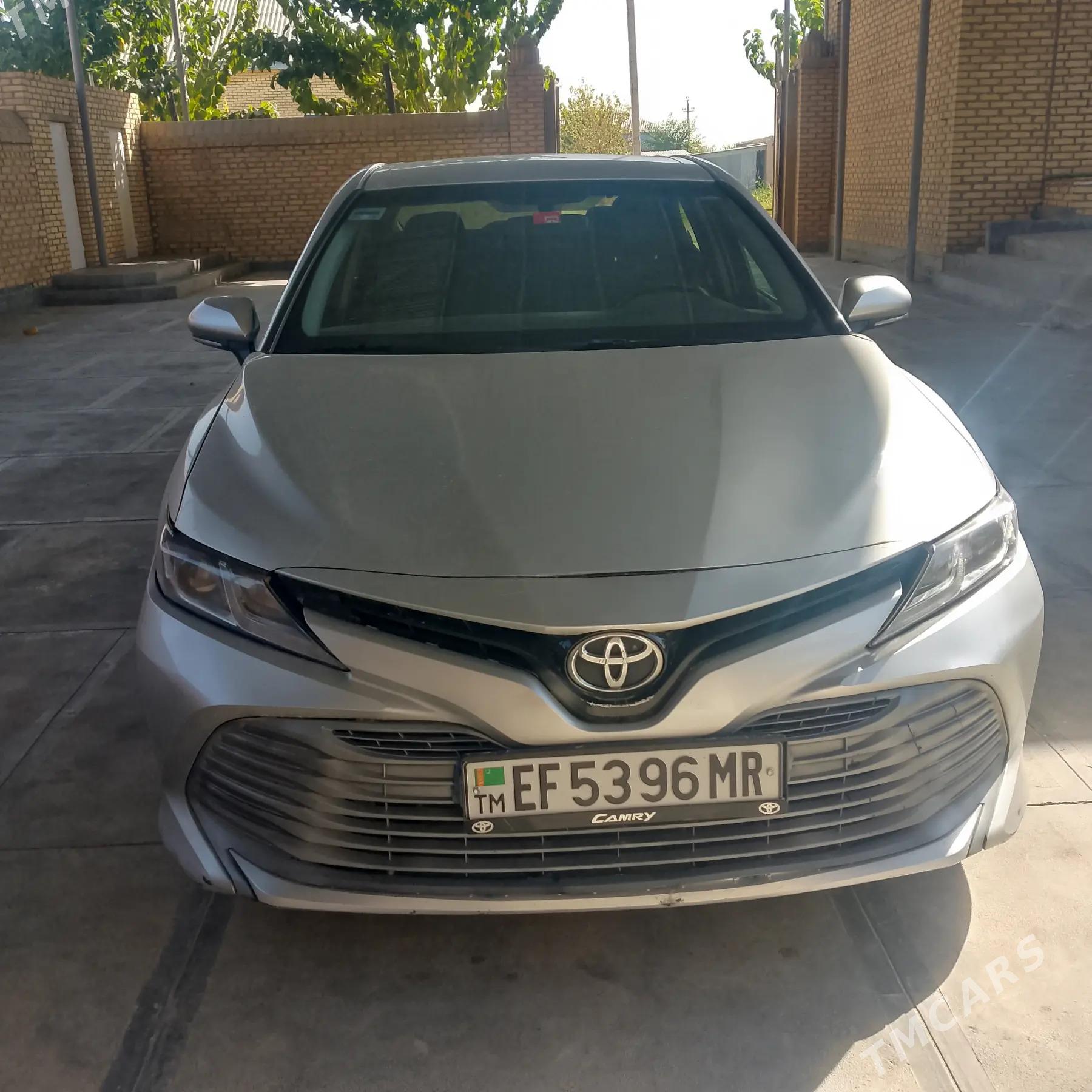 Toyota Camry 2020 - 240 000 TMT - Ёлётен - img 1