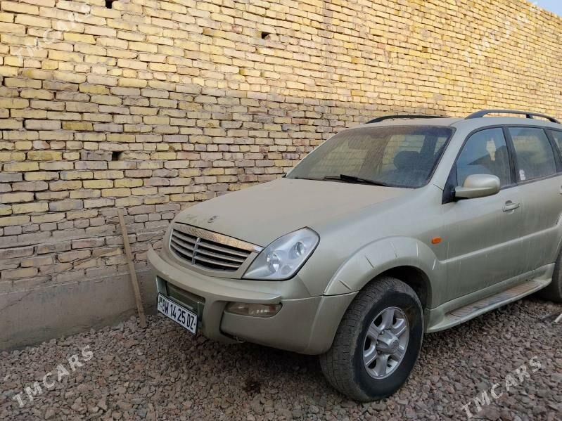 SsangYong Rexton W 2002 - 65 000 TMT - Дашогуз - img 4