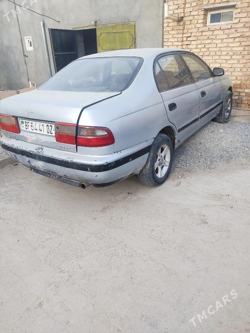 Toyota Carina 1995 - 40 000 TMT - Дашогуз - img 1