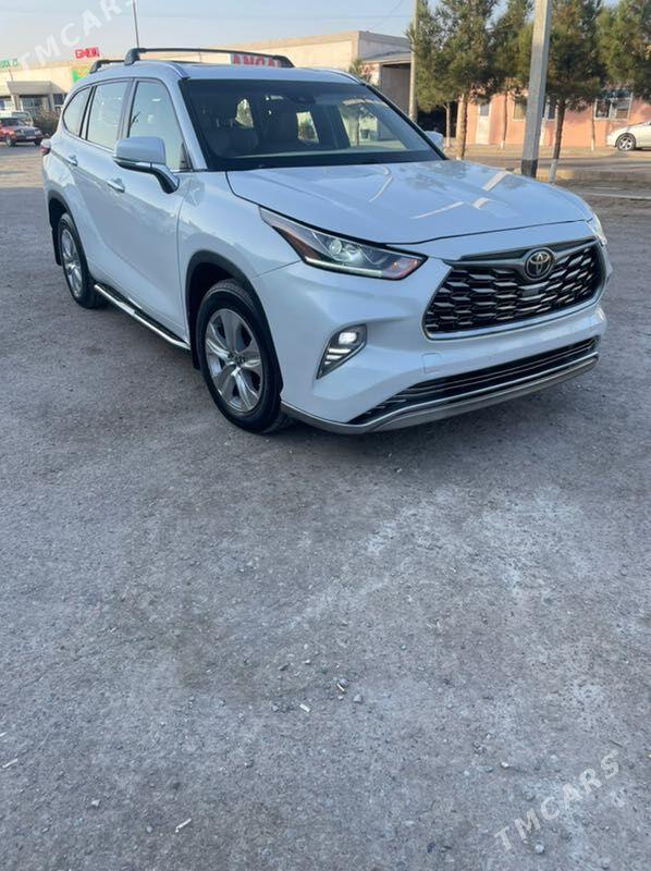 Toyota Highlander 2021 - 520 000 TMT - Мары - img 8