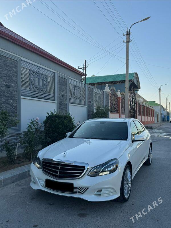 Mercedes-Benz E300 2014 - 405 000 TMT - Aşgabat - img 1
