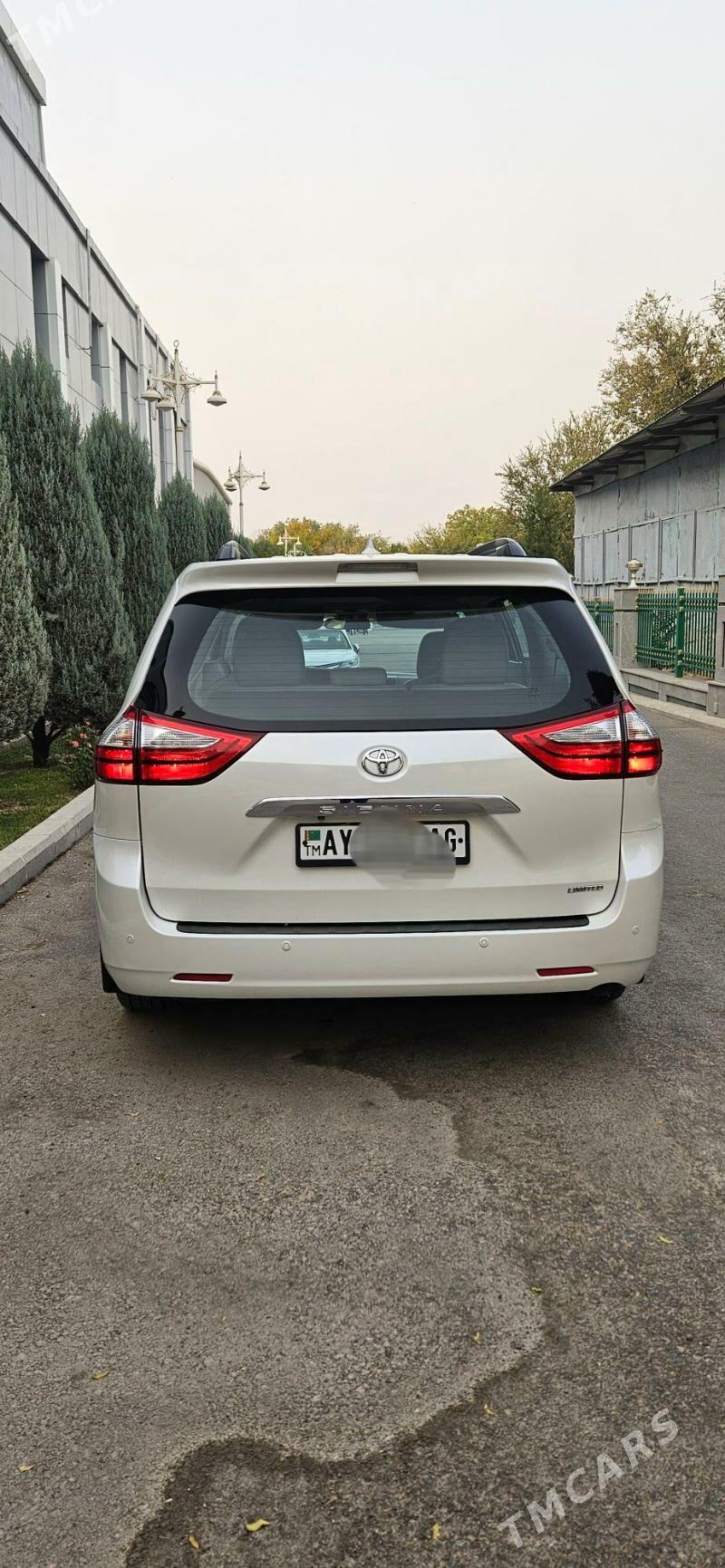 Toyota Sienna 2016 - 410 000 TMT - Aşgabat - img 2