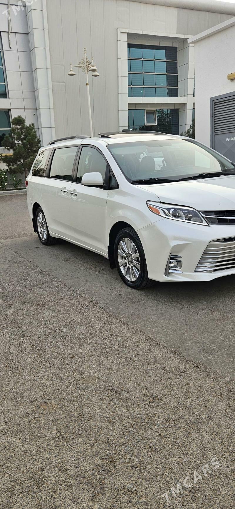 Toyota Sienna 2016 - 410 000 TMT - Aşgabat - img 4