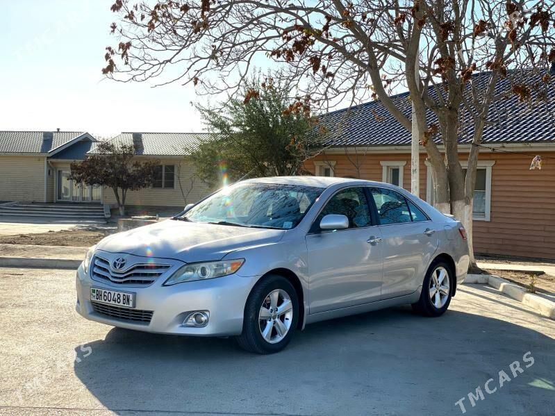 Toyota Camry 2011 - 178 000 TMT - Эсенгулы - img 2