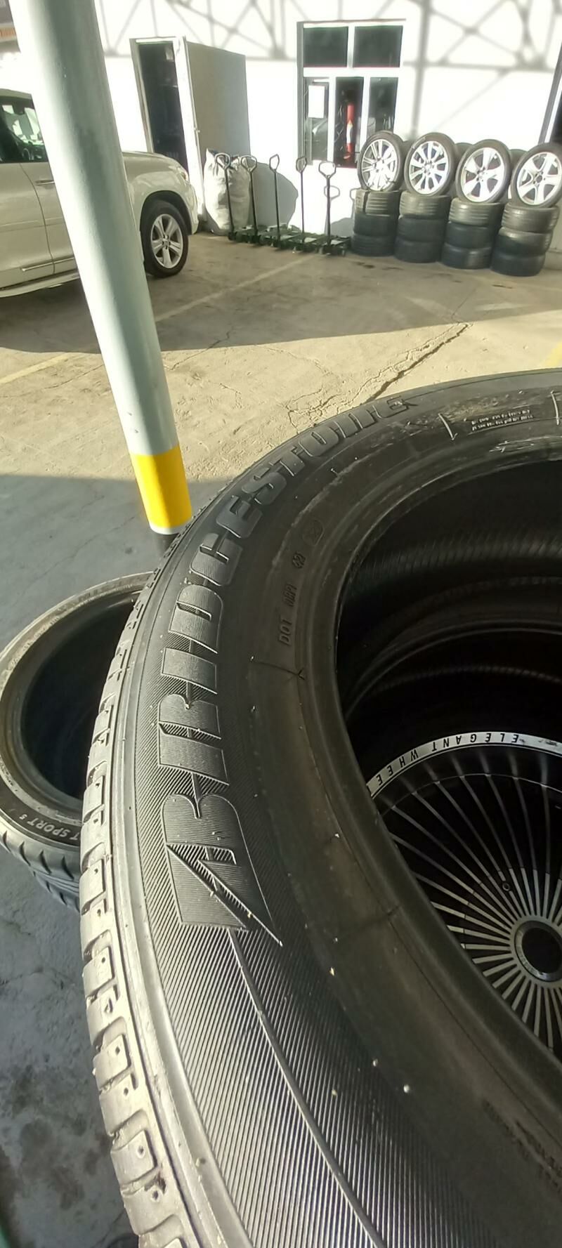 245-55-19 bridgeston 300 TMT - Бедев - img 2