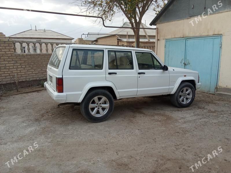 Jeep Cherokee 1996 - 35 000 TMT - Sakarçäge - img 5