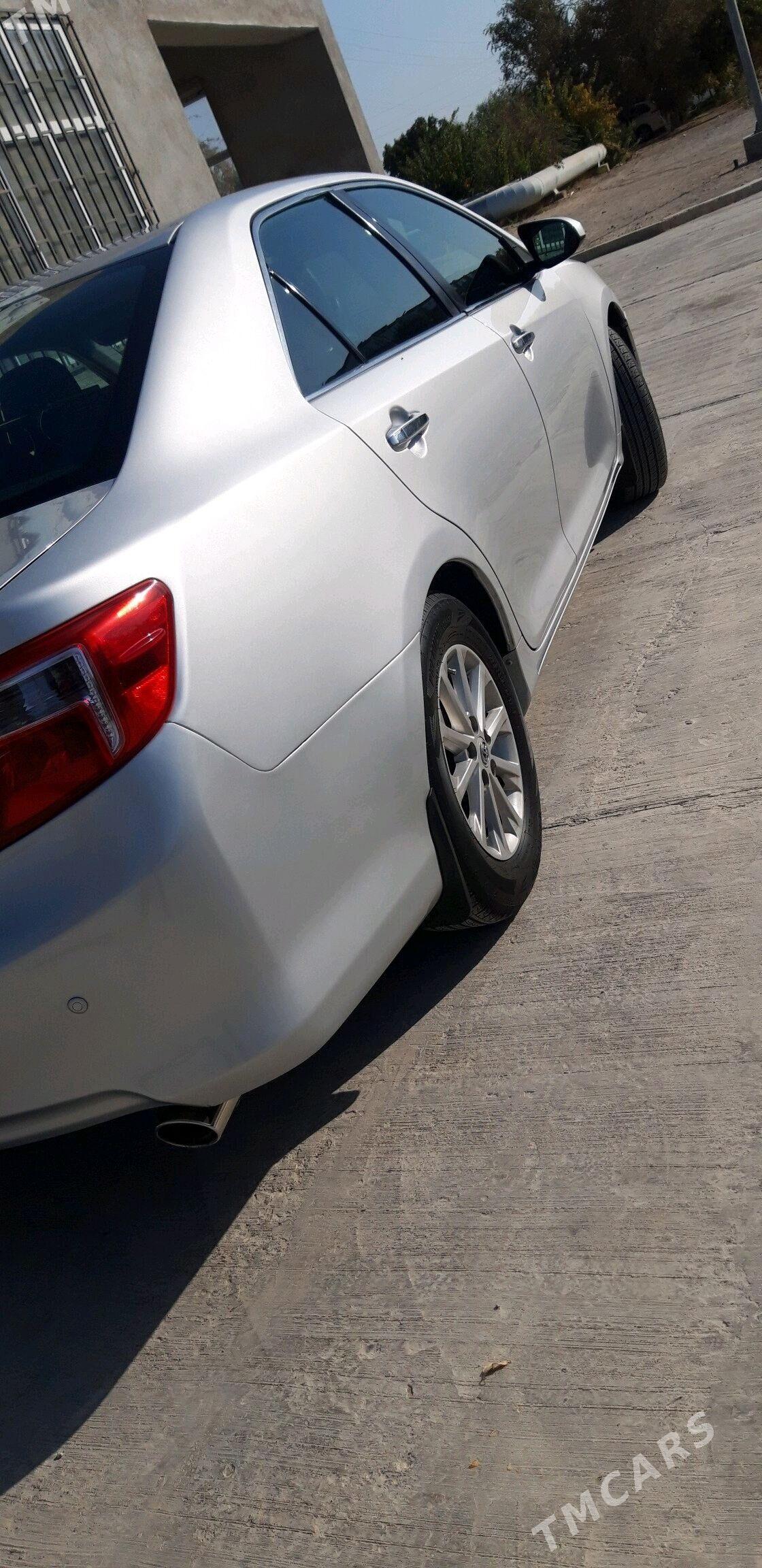 Toyota Camry 2012 - 200 000 TMT - Seýdi - img 5