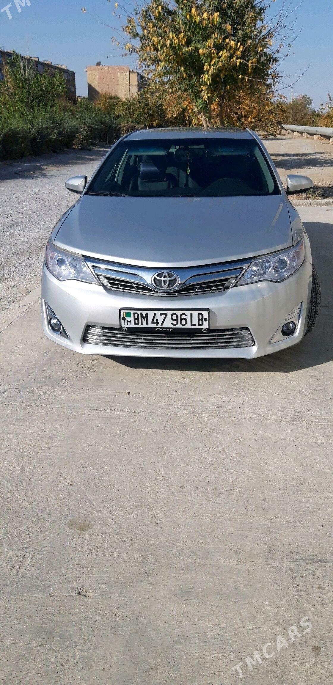 Toyota Camry 2012 - 200 000 TMT - Seýdi - img 3