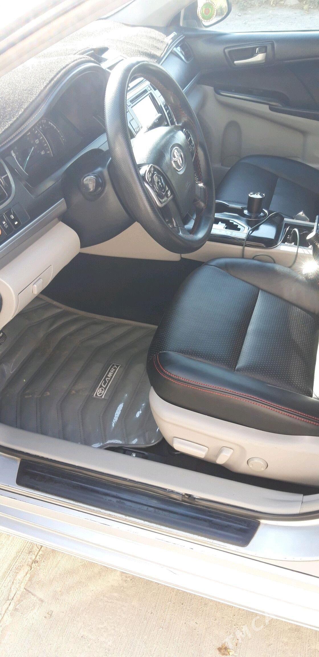 Toyota Camry 2012 - 200 000 TMT - Seýdi - img 4