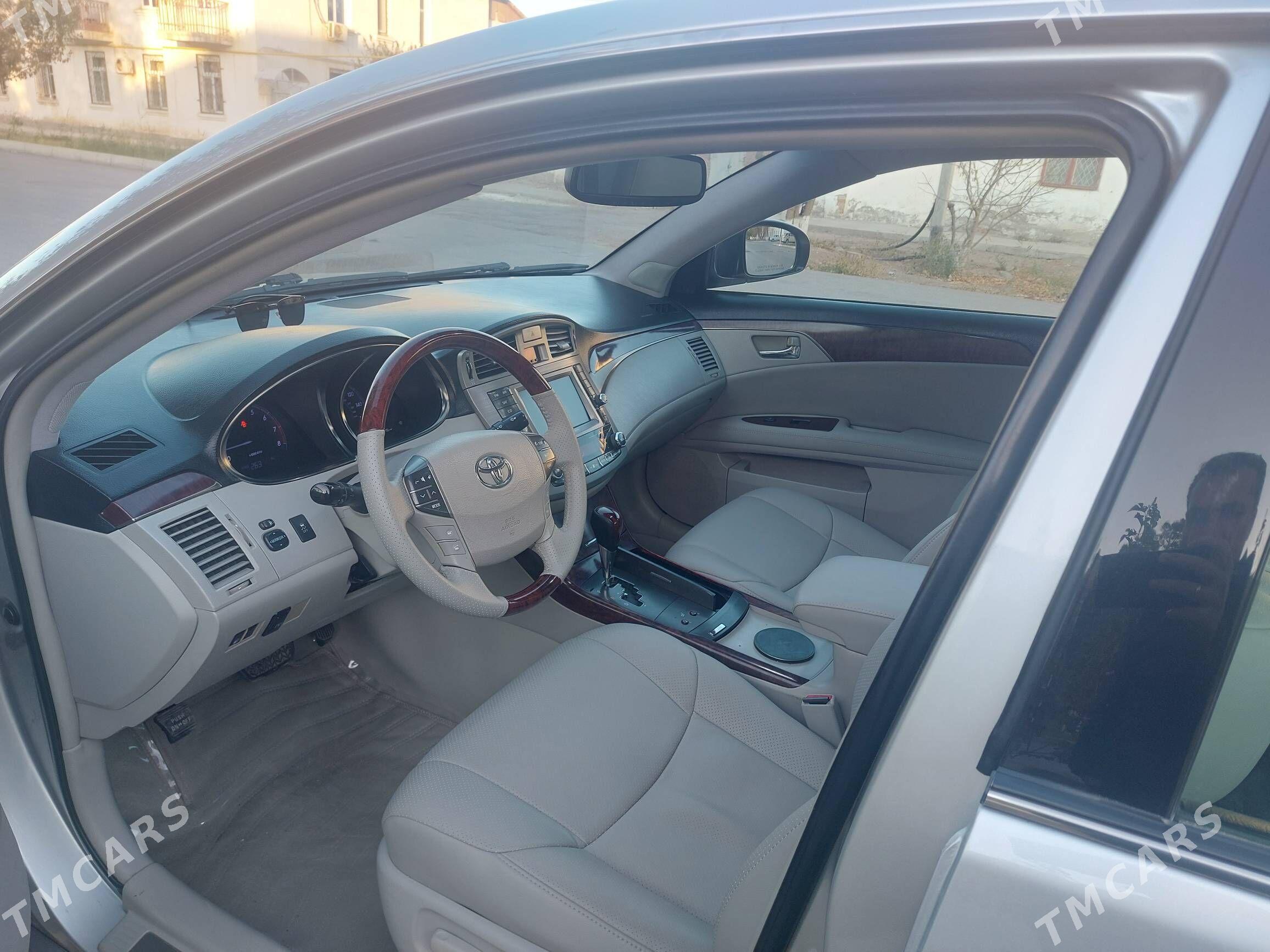 Toyota Avalon 2011 - 350 000 TMT - Türkmenabat - img 2