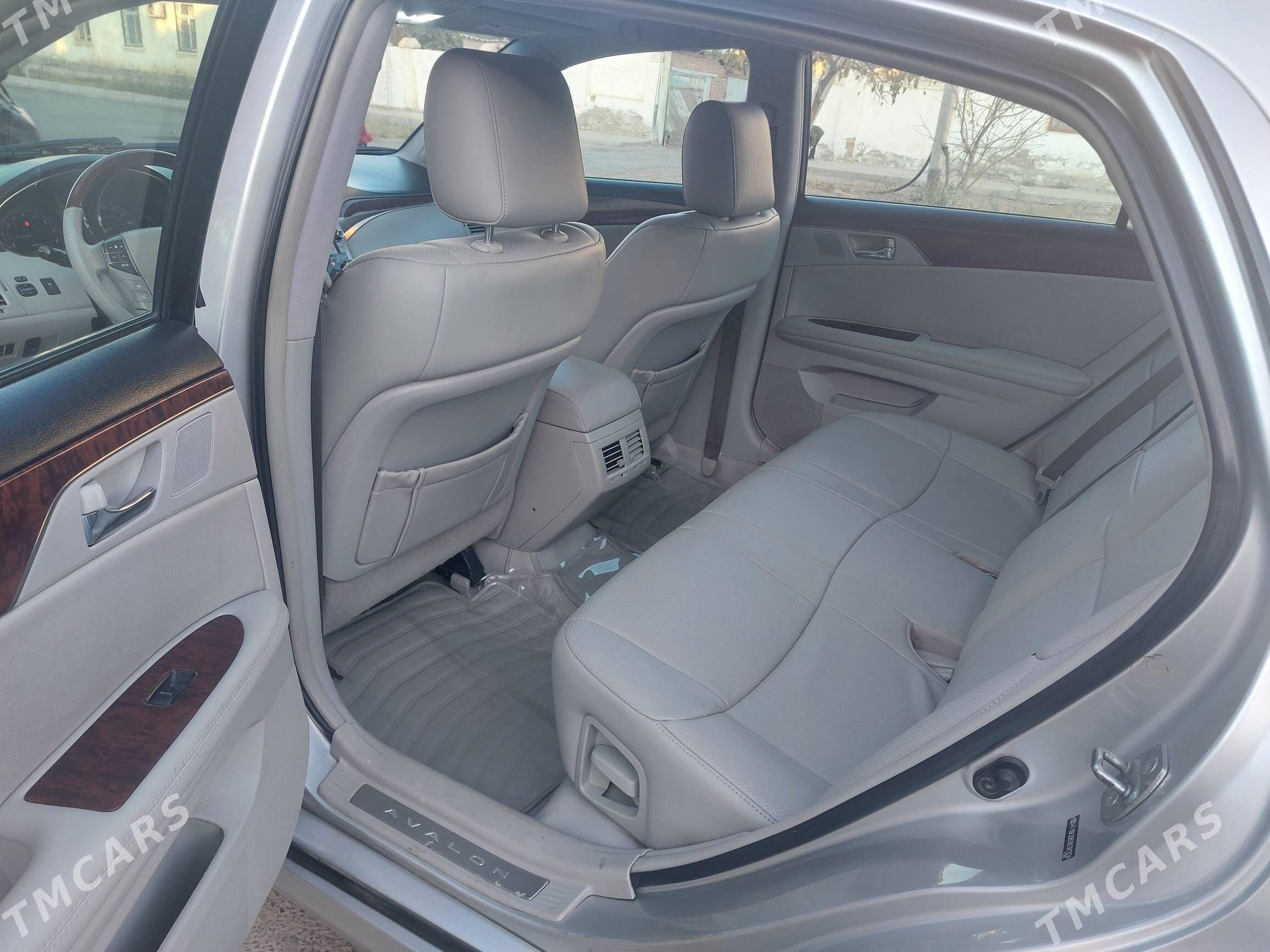 Toyota Avalon 2011 - 350 000 TMT - Türkmenabat - img 3