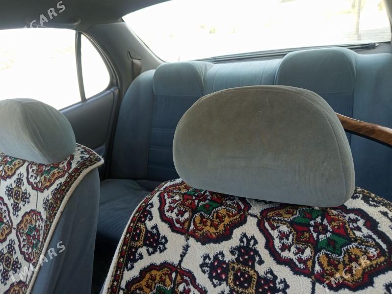 Nissan Bluebird 1997 - 40 000 TMT - Garabekewül - img 5