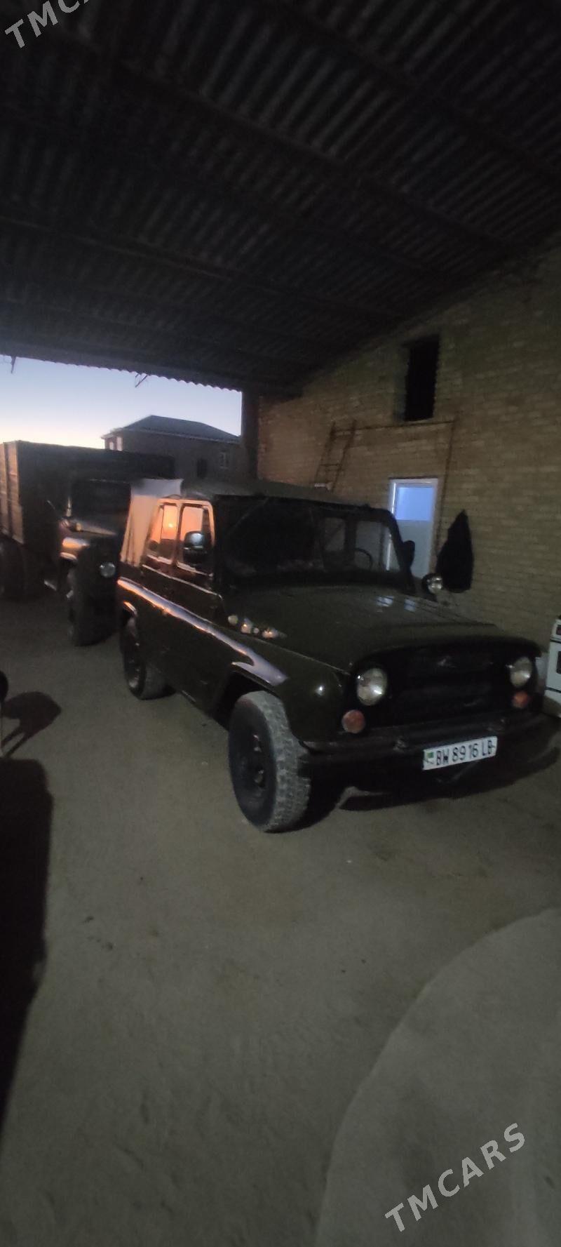 UAZ 469 1985 - 30 000 TMT - Çärjew - img 2