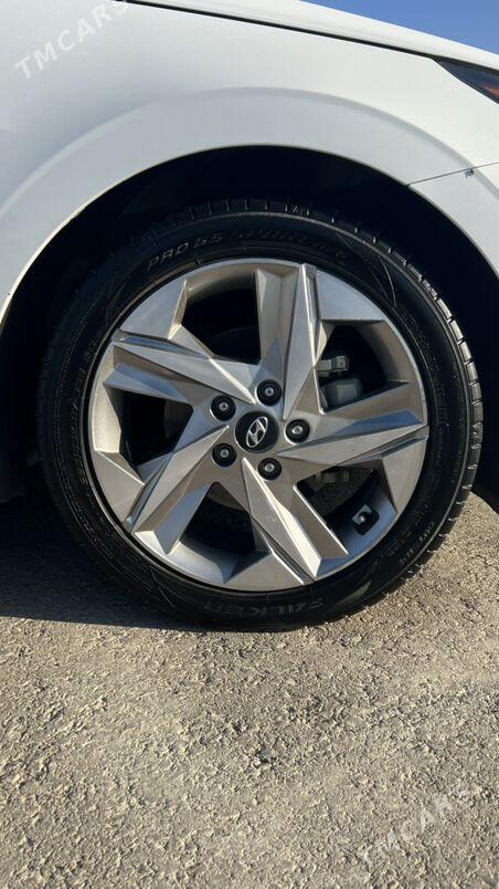 Hyundai Elantra 2023 - 235 000 TMT - Aşgabat - img 8