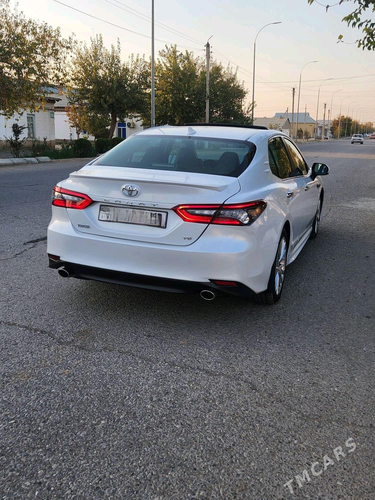 Toyota Camry 2020 - 314 000 TMT - Байрамали - img 2