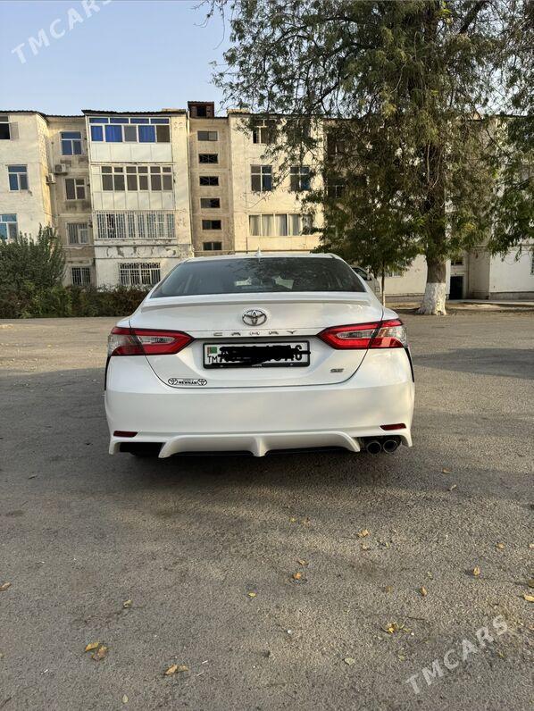 Toyota Camry 2020 - 360 000 TMT - Aşgabat - img 6