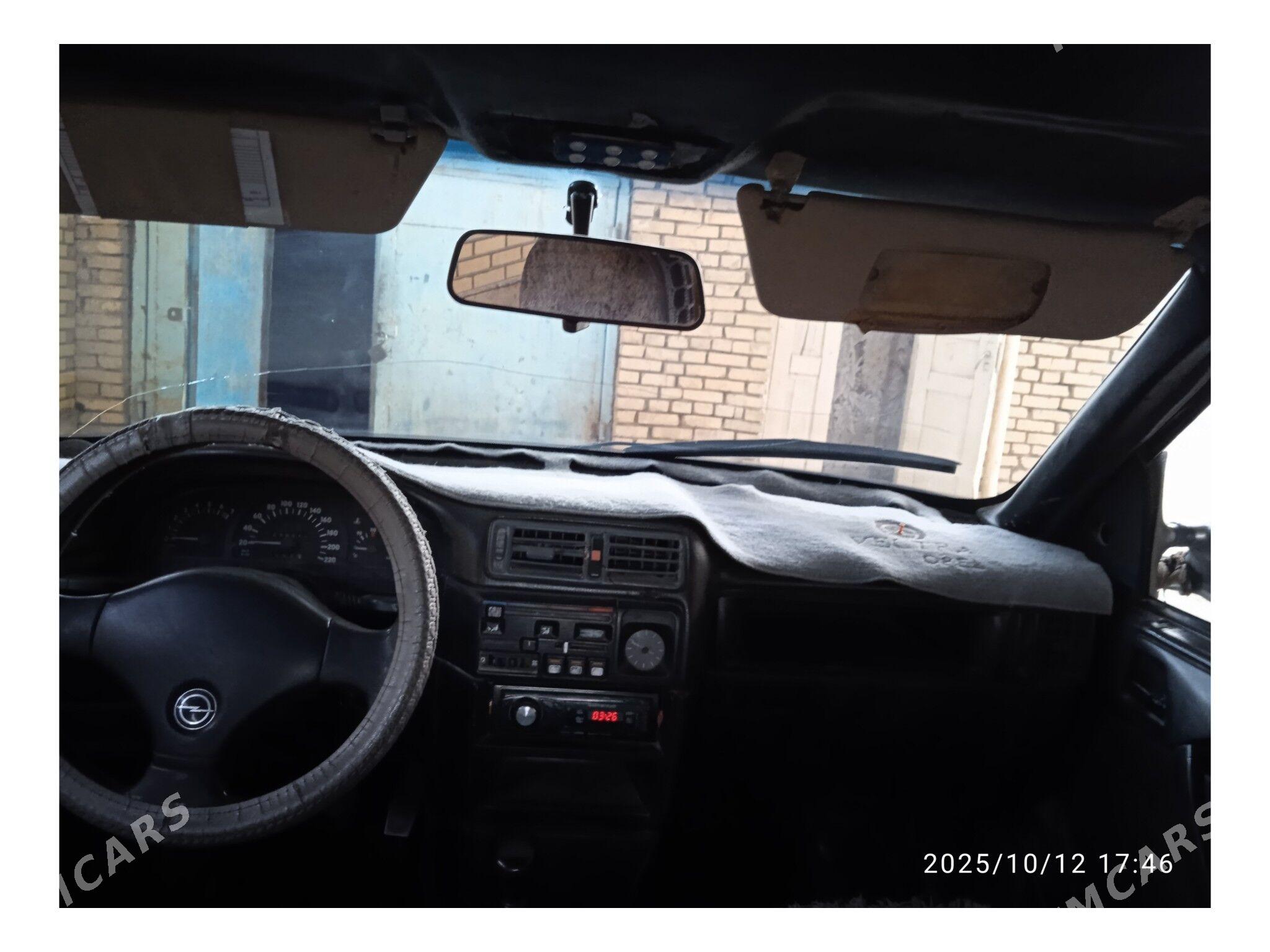 Opel Vectra 1991 - 30 000 TMT - Мургап - img 8