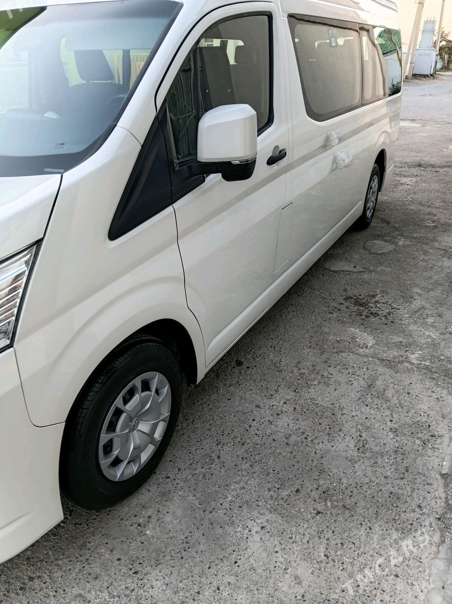Toyota Hiace 2019 - 640 000 TMT - Ашхабад - img 3