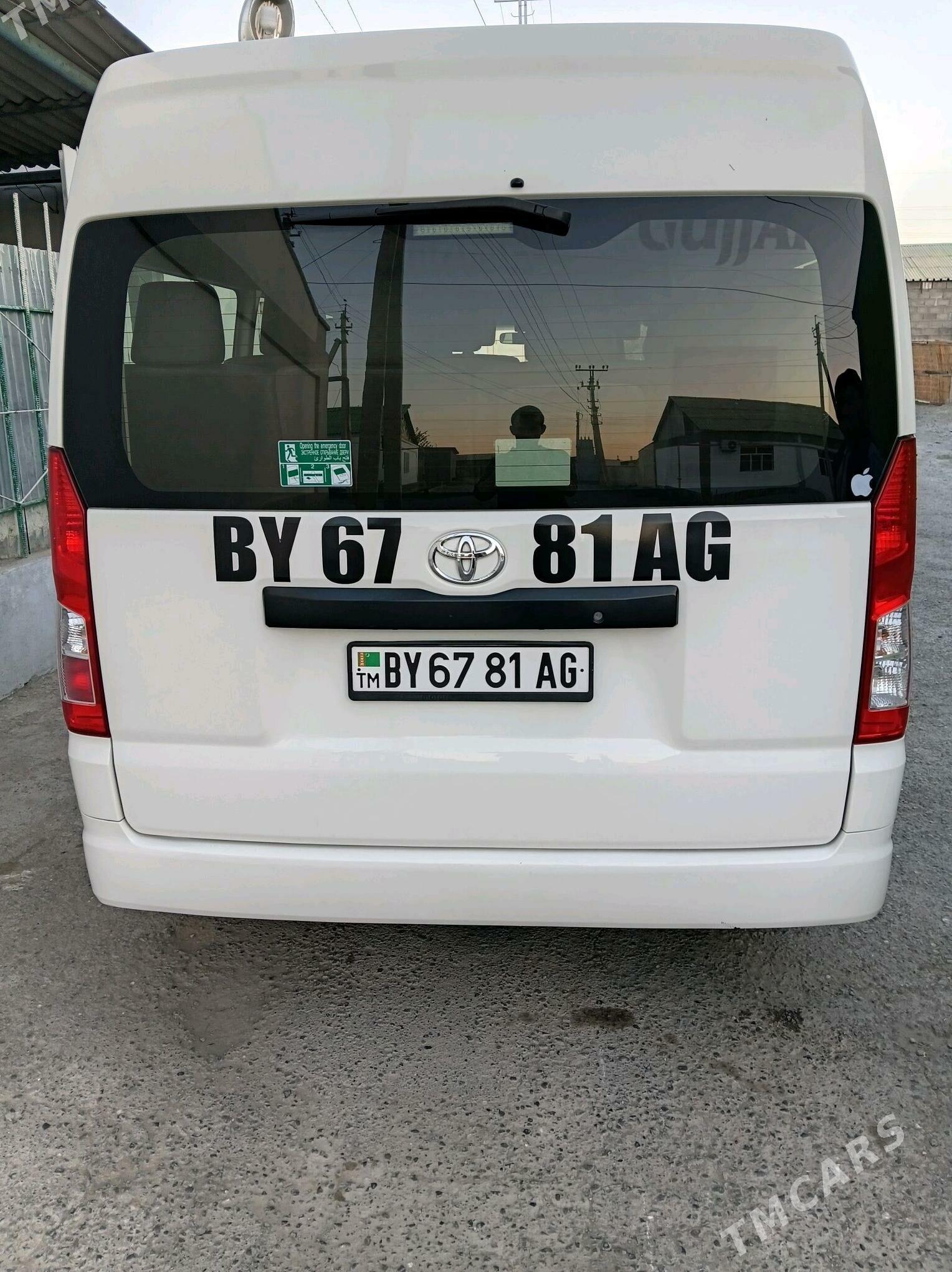 Toyota Hiace 2019 - 640 000 TMT - Ашхабад - img 2