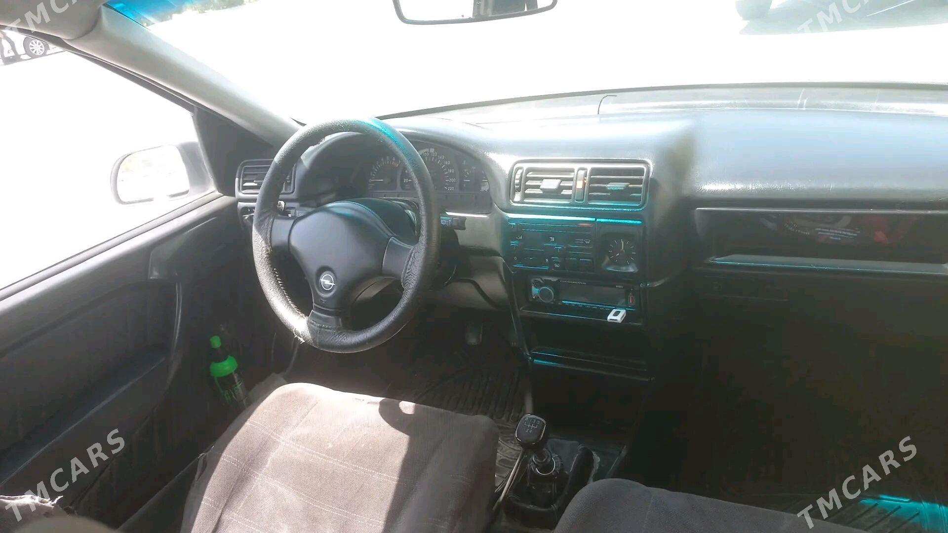 Opel Vectra 1991 - 24 000 TMT - Мары - img 5