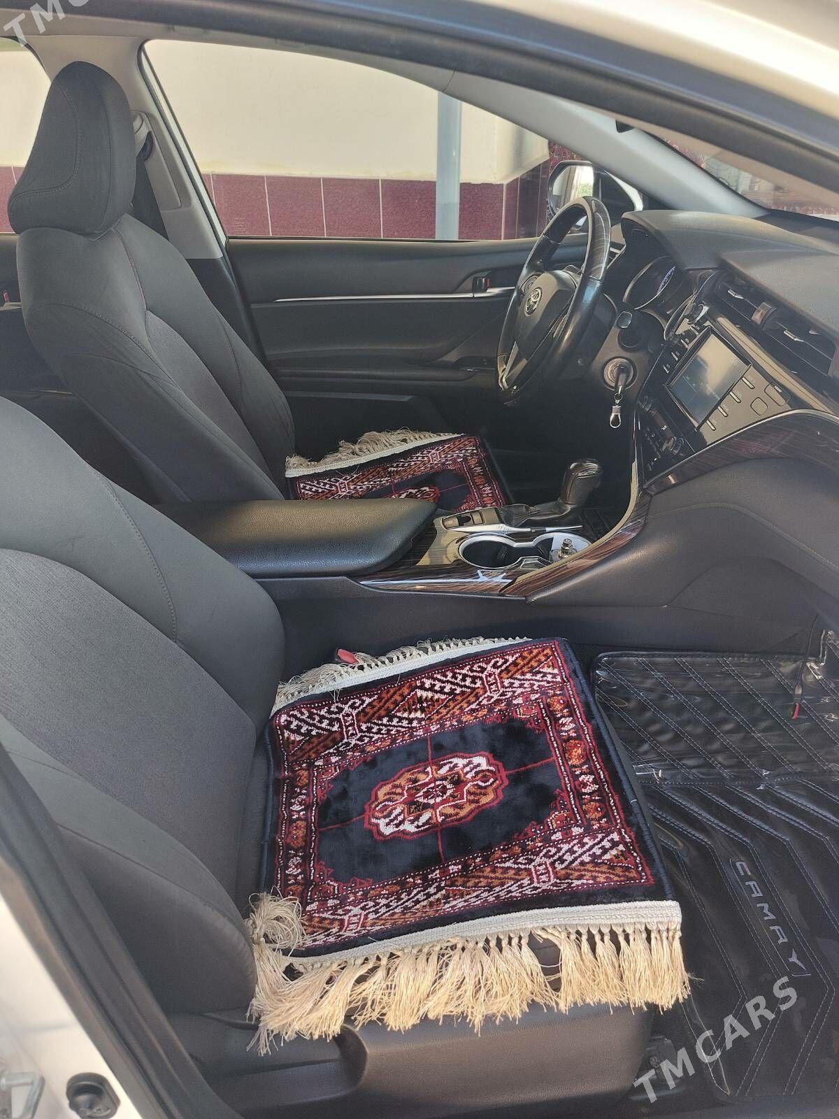 Toyota Camry 2018 - 250 000 TMT - Ашхабад - img 5