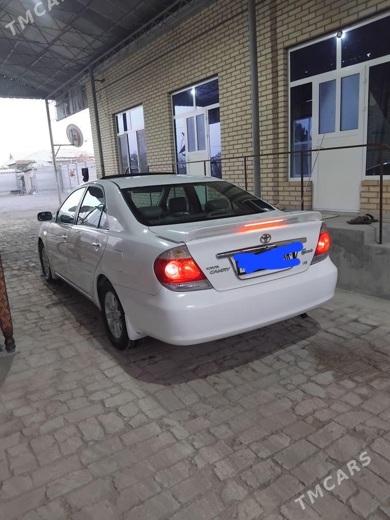 Toyota Camry 2002 - 200 000 TMT - Мары - img 1