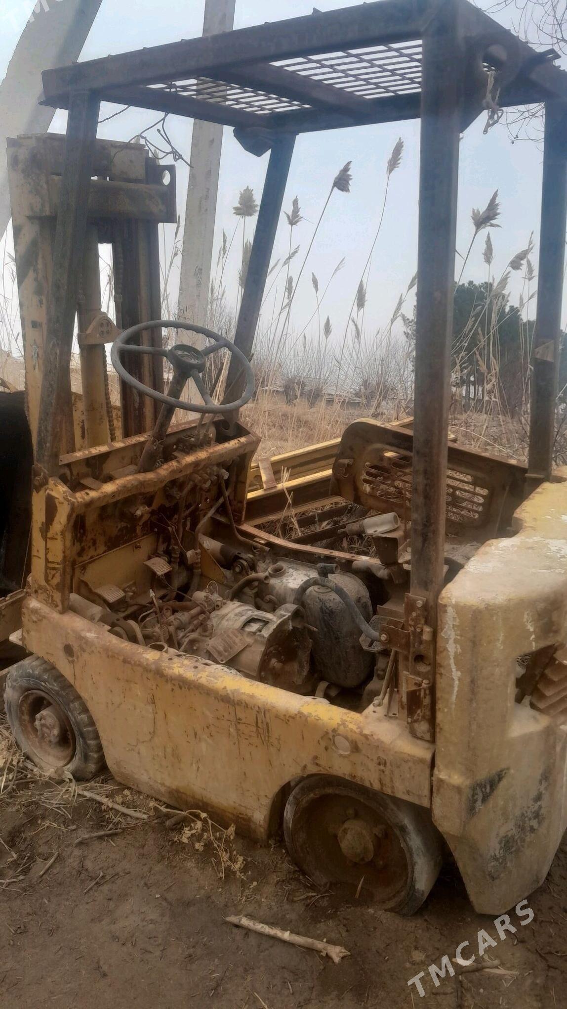 Kara Forklift 1980 - 6 000 TMT - Мары - img 1