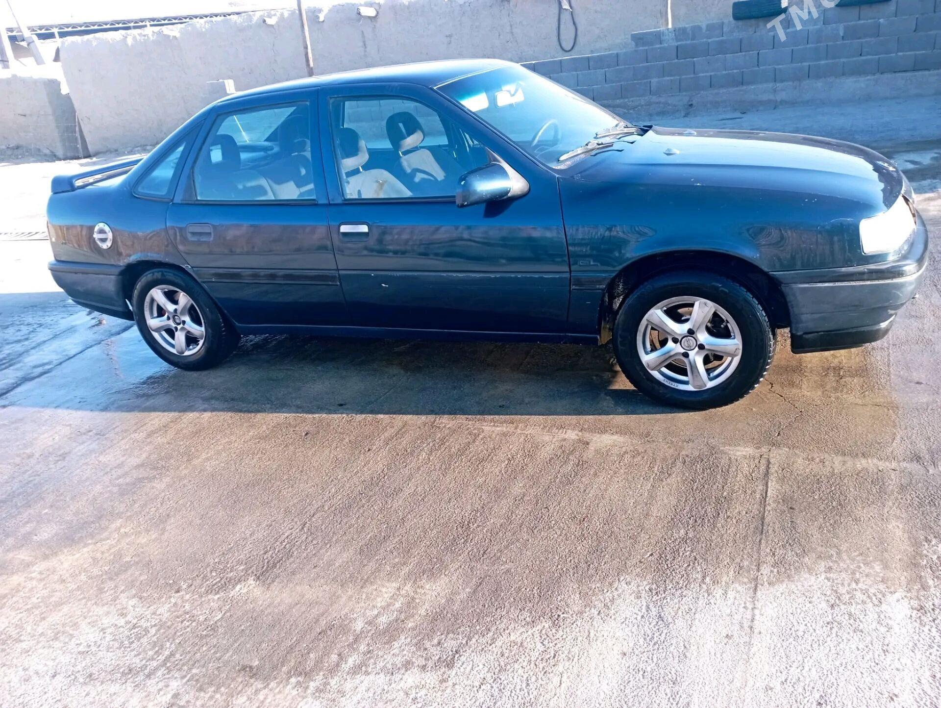 Opel Vectra 1992 - 32 000 TMT - Bäherden - img 4