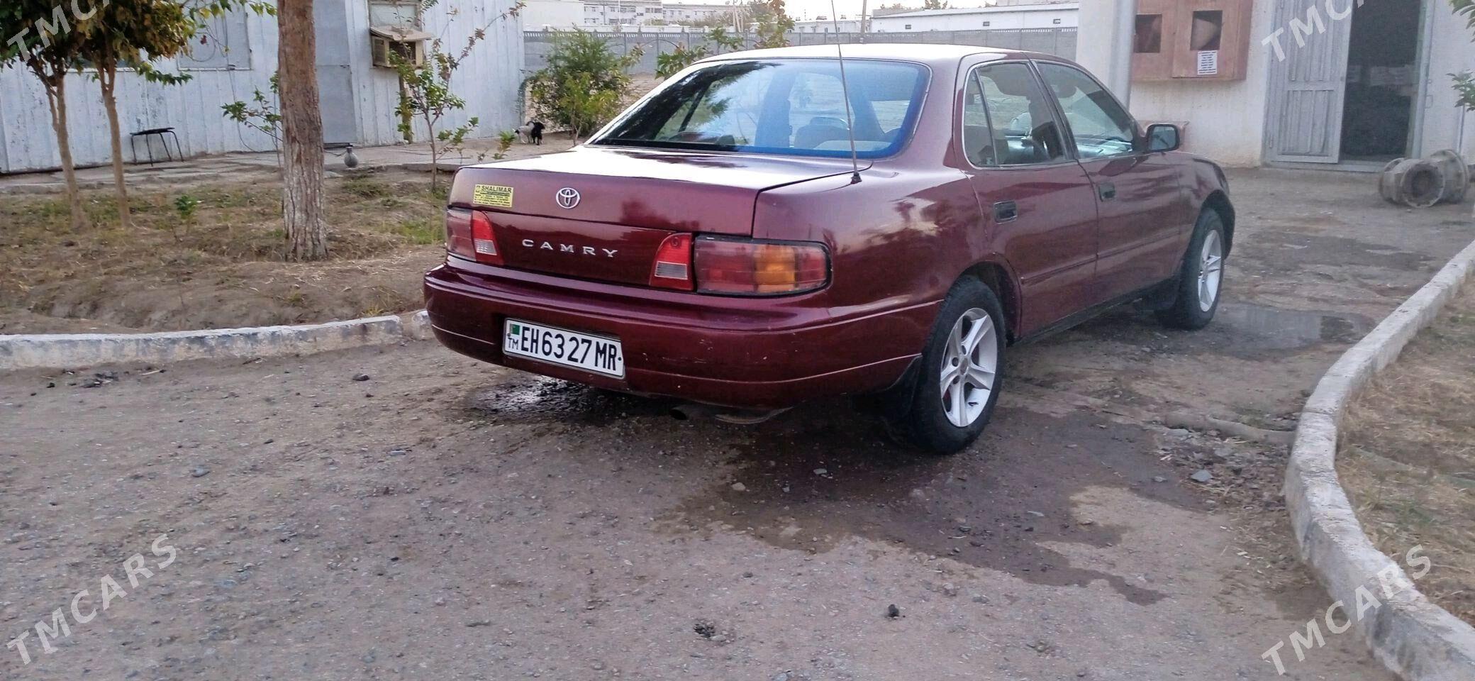 Toyota Camry 1995 - 80 000 TMT - Сакарчага - img 1