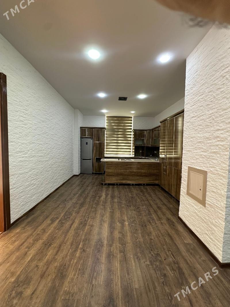 satlyk jay - Moskowskiý köç. (10 ýyl abadançylyk şaýoly) - img 10