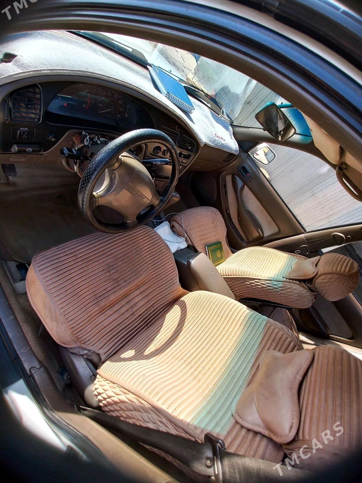 Toyota Camry 1995 - 110 000 TMT - Мары - img 2