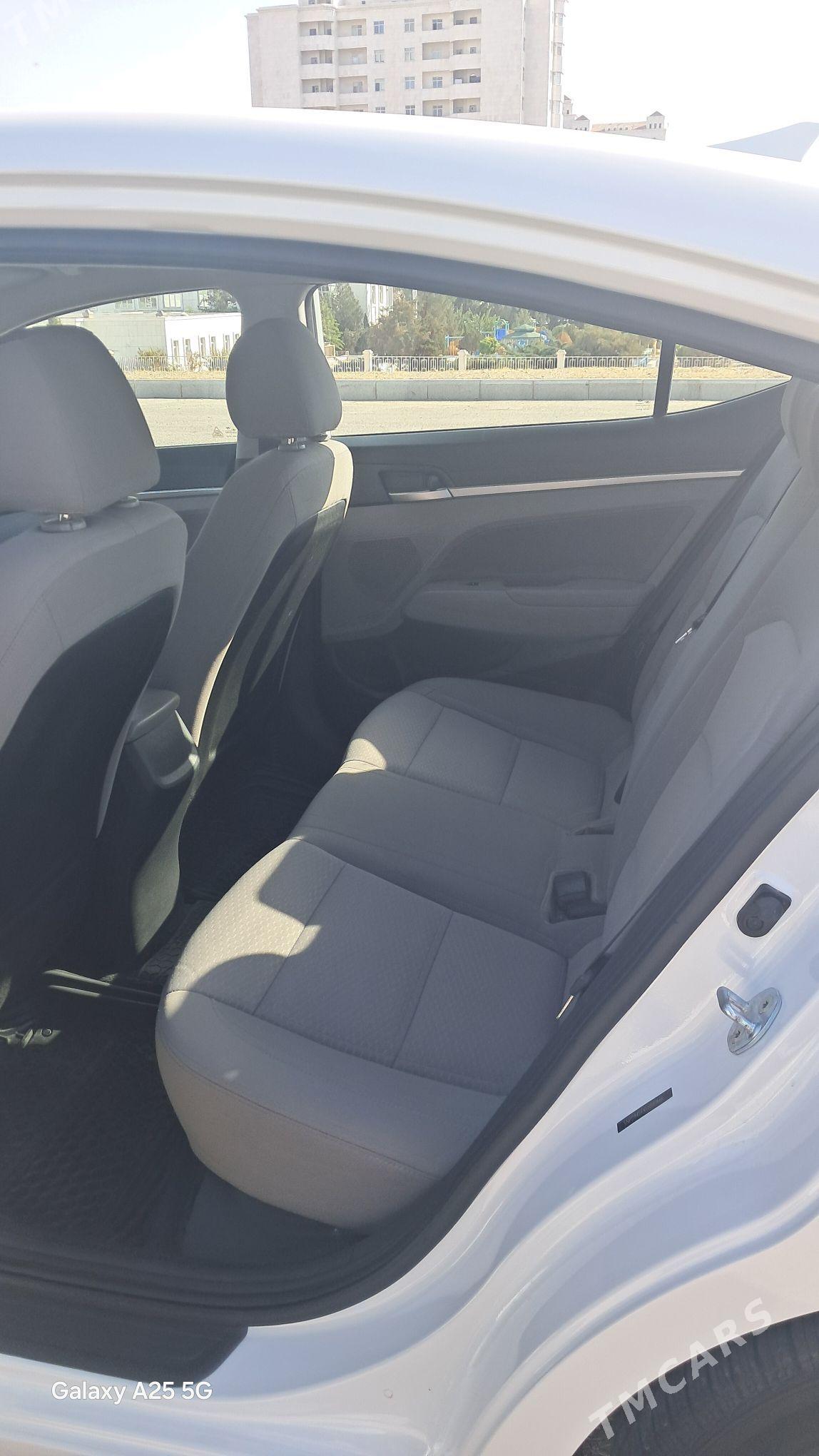 Hyundai Elantra 2020 - 240 000 TMT - Aşgabat - img 7