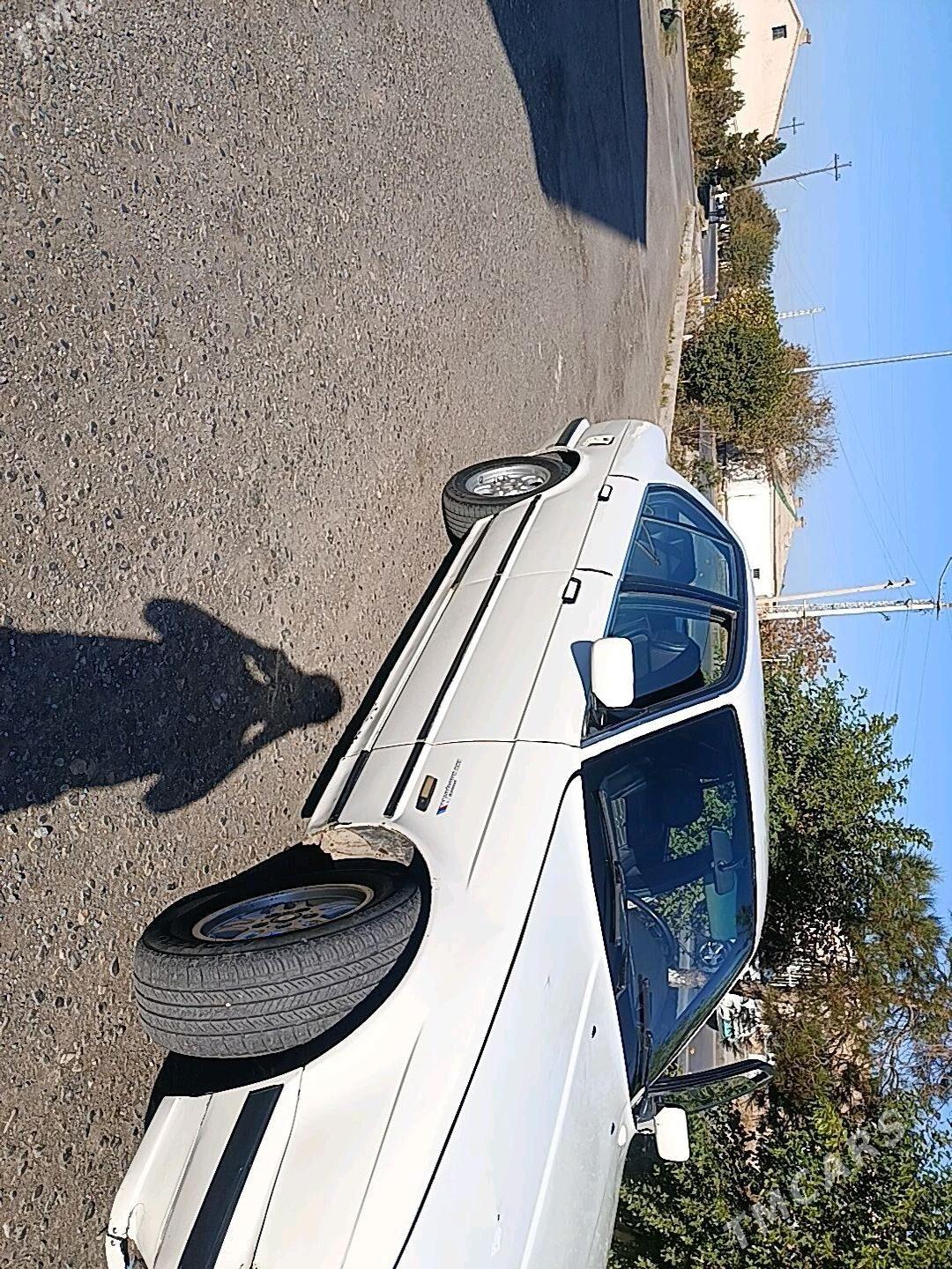 BMW 525 1991 - 42 000 TMT - Dänew - img 1