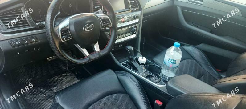 Hyundai Sonata 2019 - 215 000 TMT - Büzmeýin - img 8