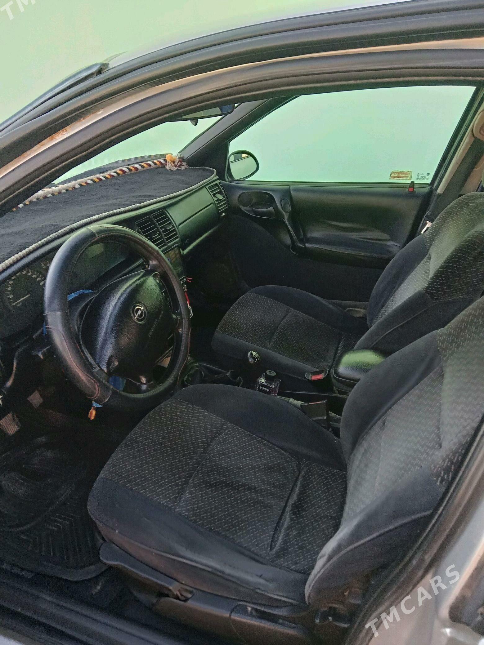 Opel Vectra 1996 - 55 000 TMT - Gubadag - img 5