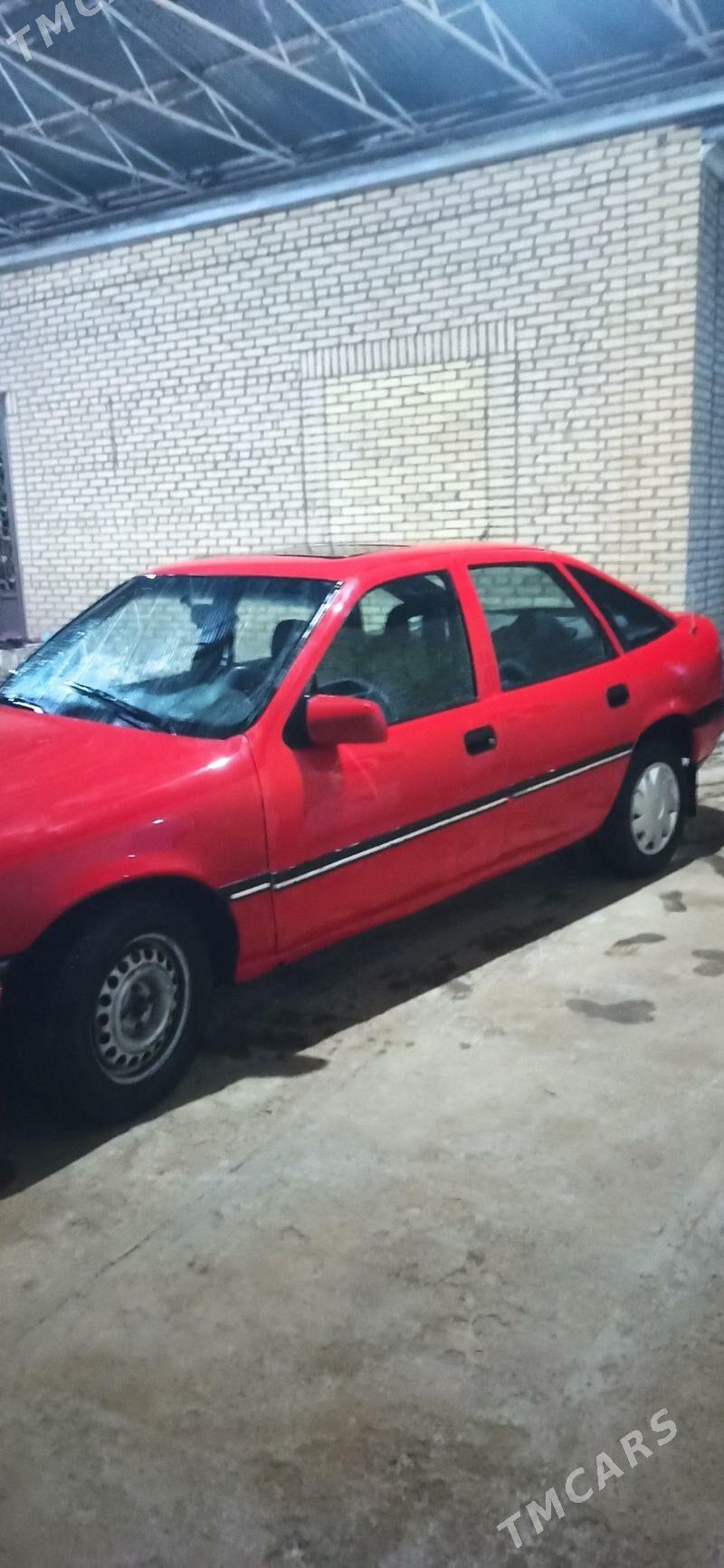 Opel Vectra 1990 - 22 000 TMT - Wekilbazar - img 1