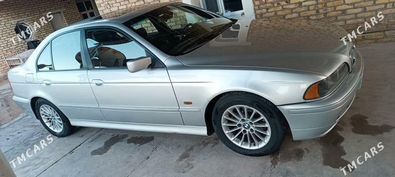 BMW E39 2003 - 132 000 TMT - Sakarçäge - img 2