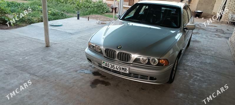 BMW E39 2003 - 132 000 TMT - Sakarçäge - img 1