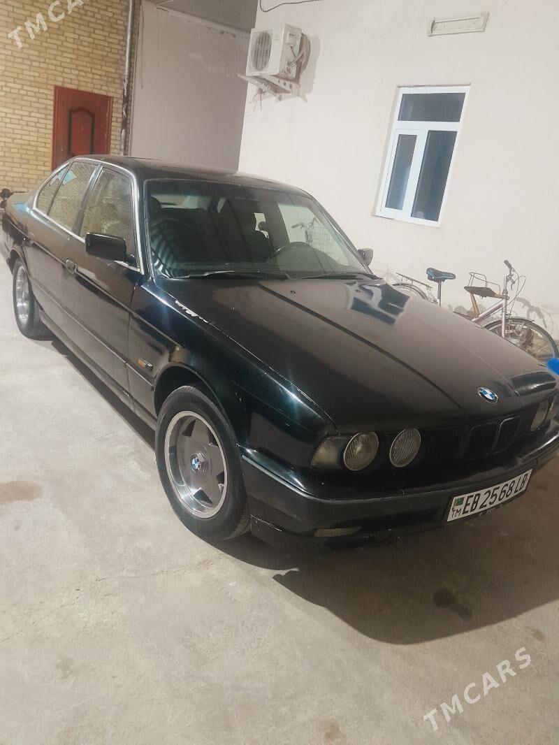 BMW 535 1992 - 52 000 TMT - Туркменабат - img 1