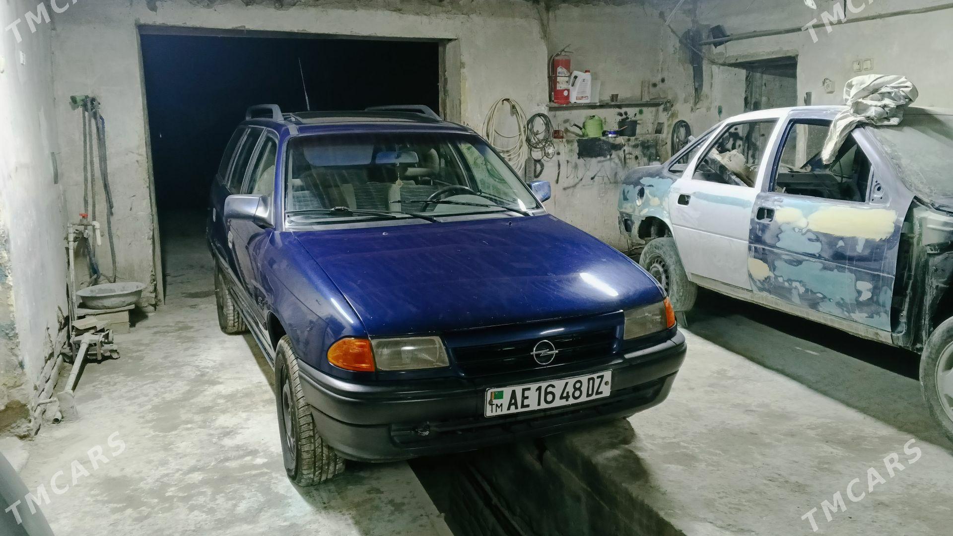 Opel Astra 1992 - 38 000 TMT - Şabat etr. - img 5