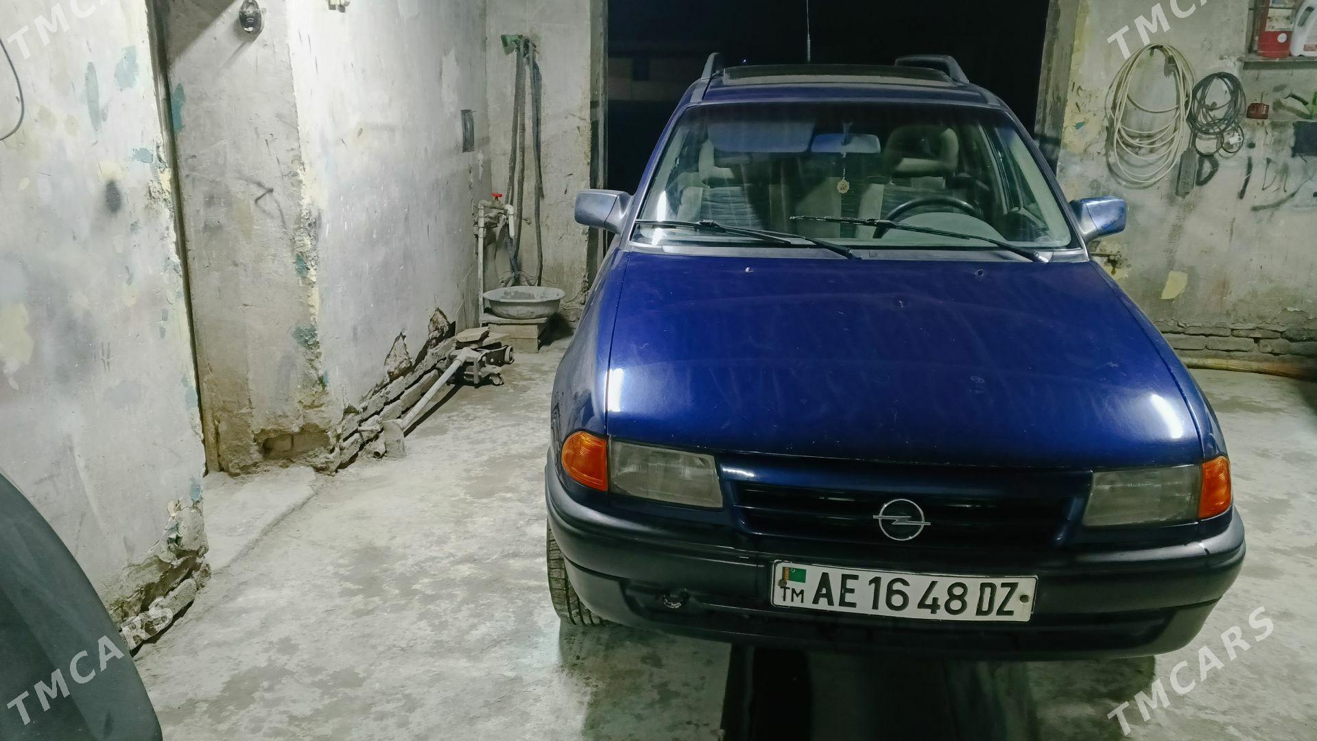 Opel Astra 1992 - 38 000 TMT - Şabat etr. - img 1