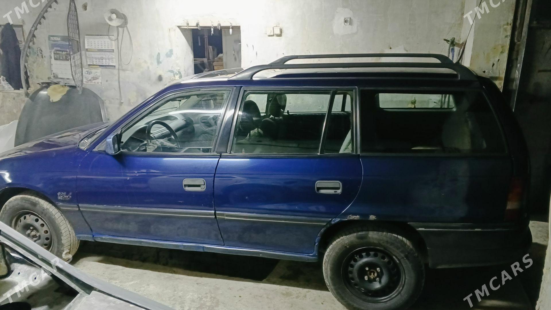 Opel Astra 1992 - 38 000 TMT - Şabat etr. - img 4