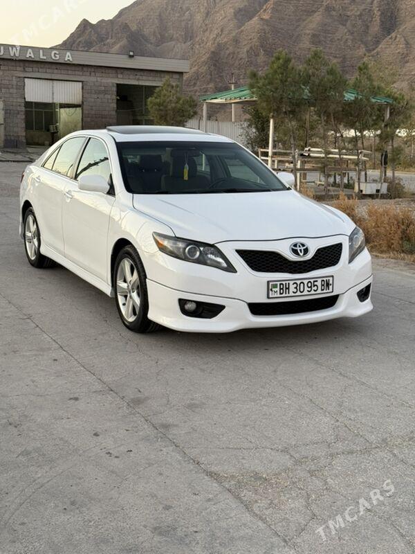 Toyota Camry 2011 - 190 000 TMT - Балканабат - img 3