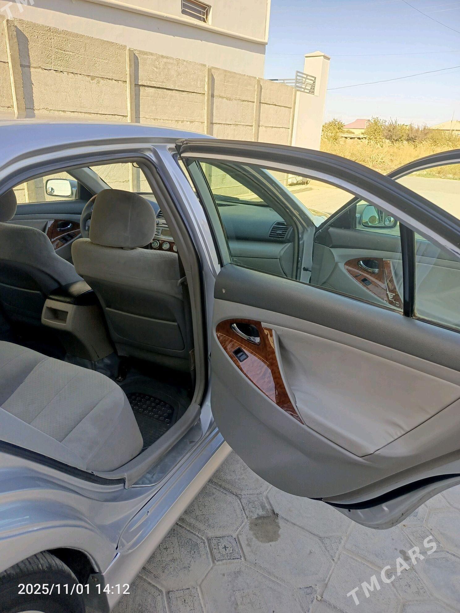 Toyota Camry 2007 - 119 000 TMT - Байрамали - img 10