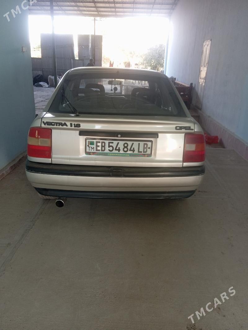 Opel Vectra 1993 - 45 000 TMT - Dänew - img 8