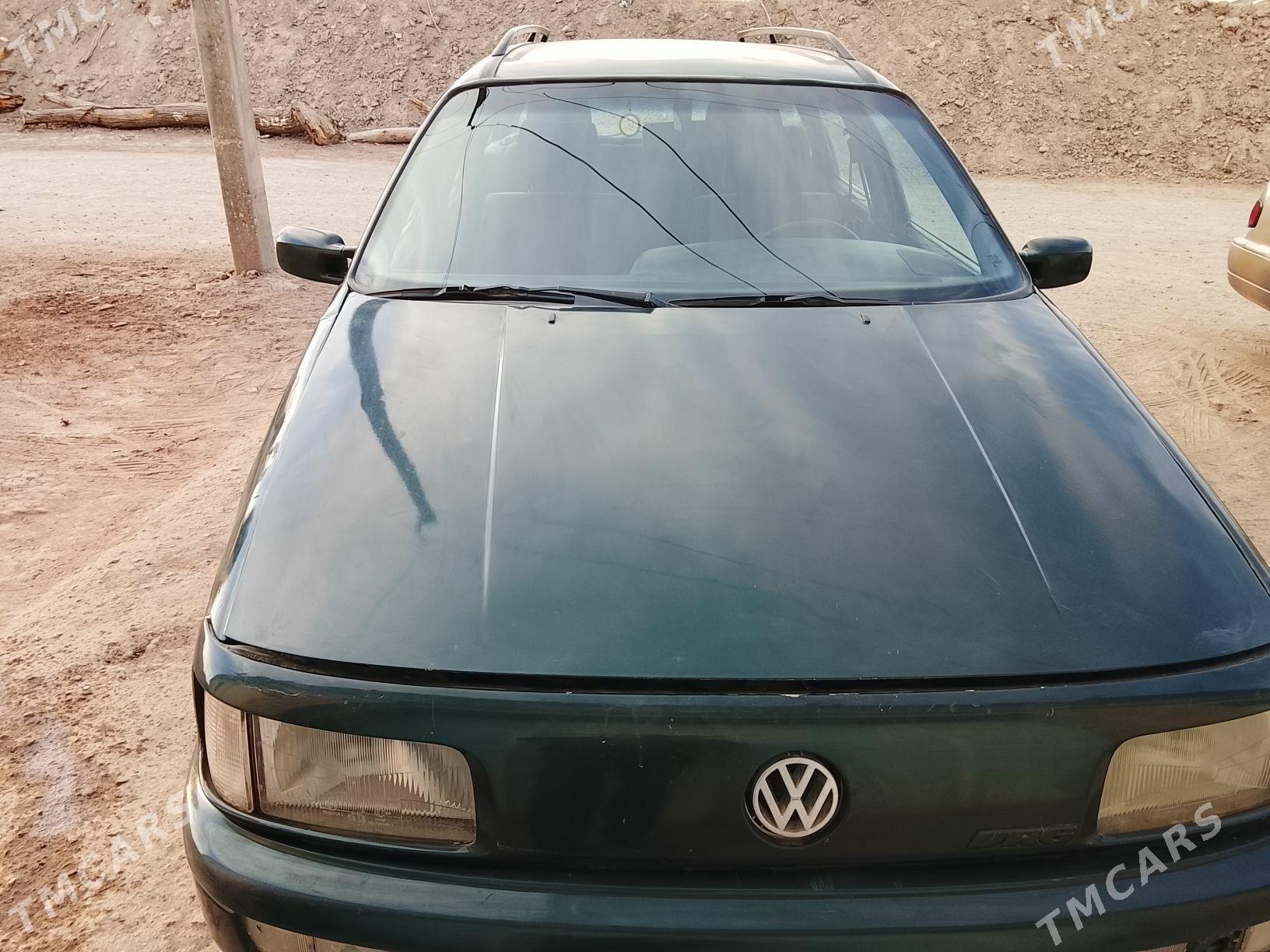 Volkswagen Passat 1993 - 20 000 TMT - Gurbansoltan Eje - img 1