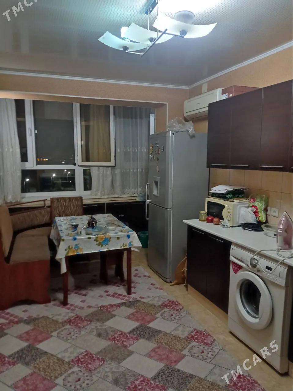 мир 3 2 комнат сатлык жай - Aşgabat - img 5