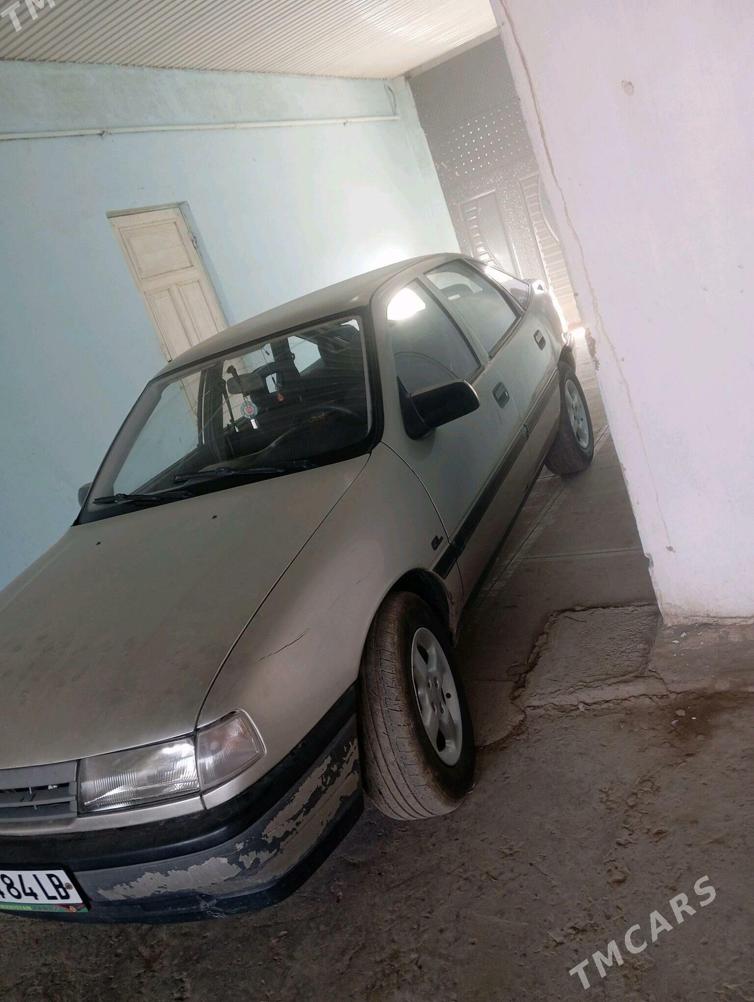 Opel Vectra 1993 - 45 000 TMT - Dänew - img 5